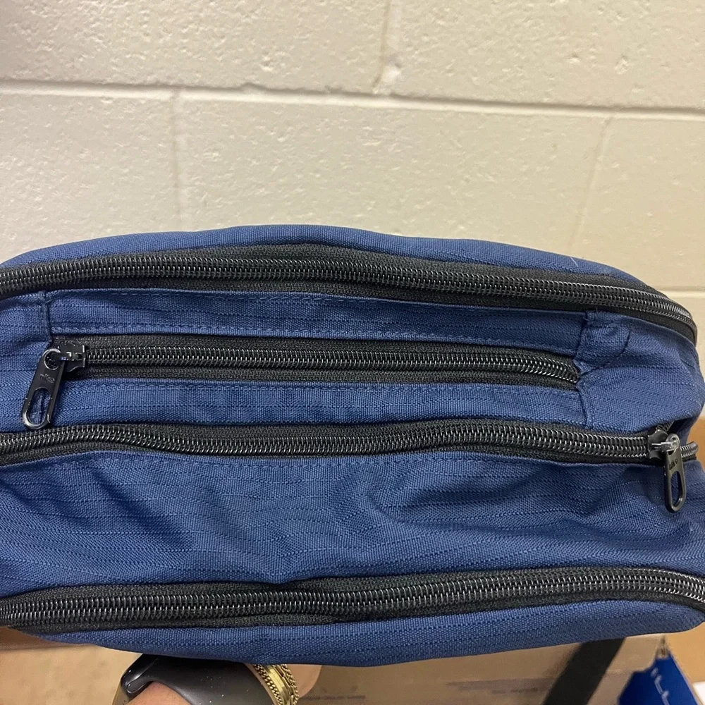 Nike Men's Backpack in Navy and Black